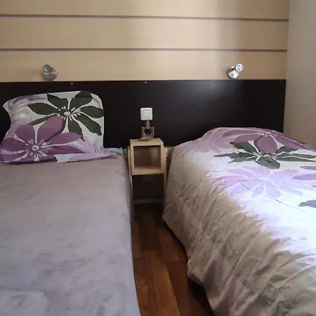 Campeggio Parc Des 7 Fonts *